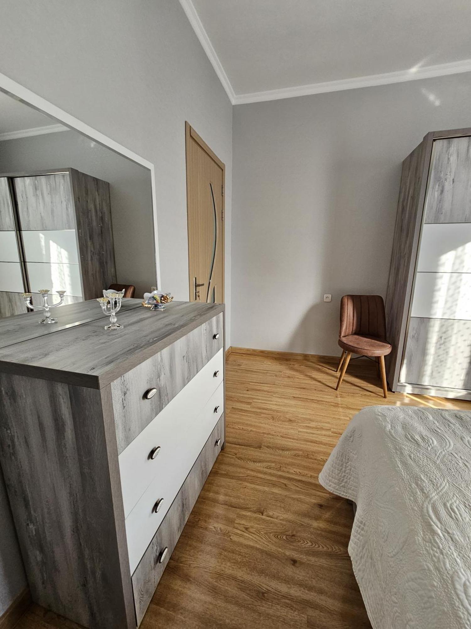 Guesthouse - Family Hotel Bagdati Экстерьер фото